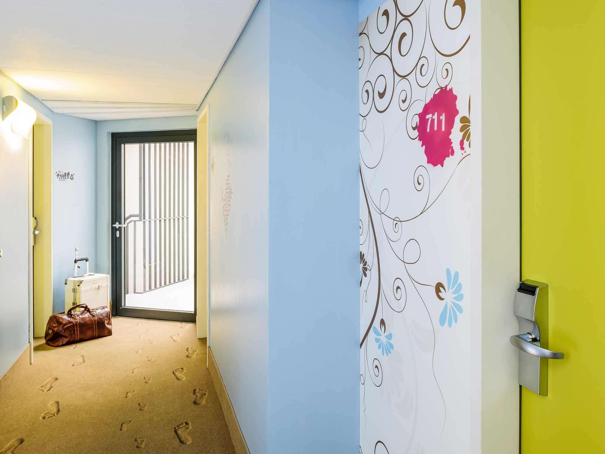 Ibis Styles Hotel Berlin Mitte Экстерьер фото