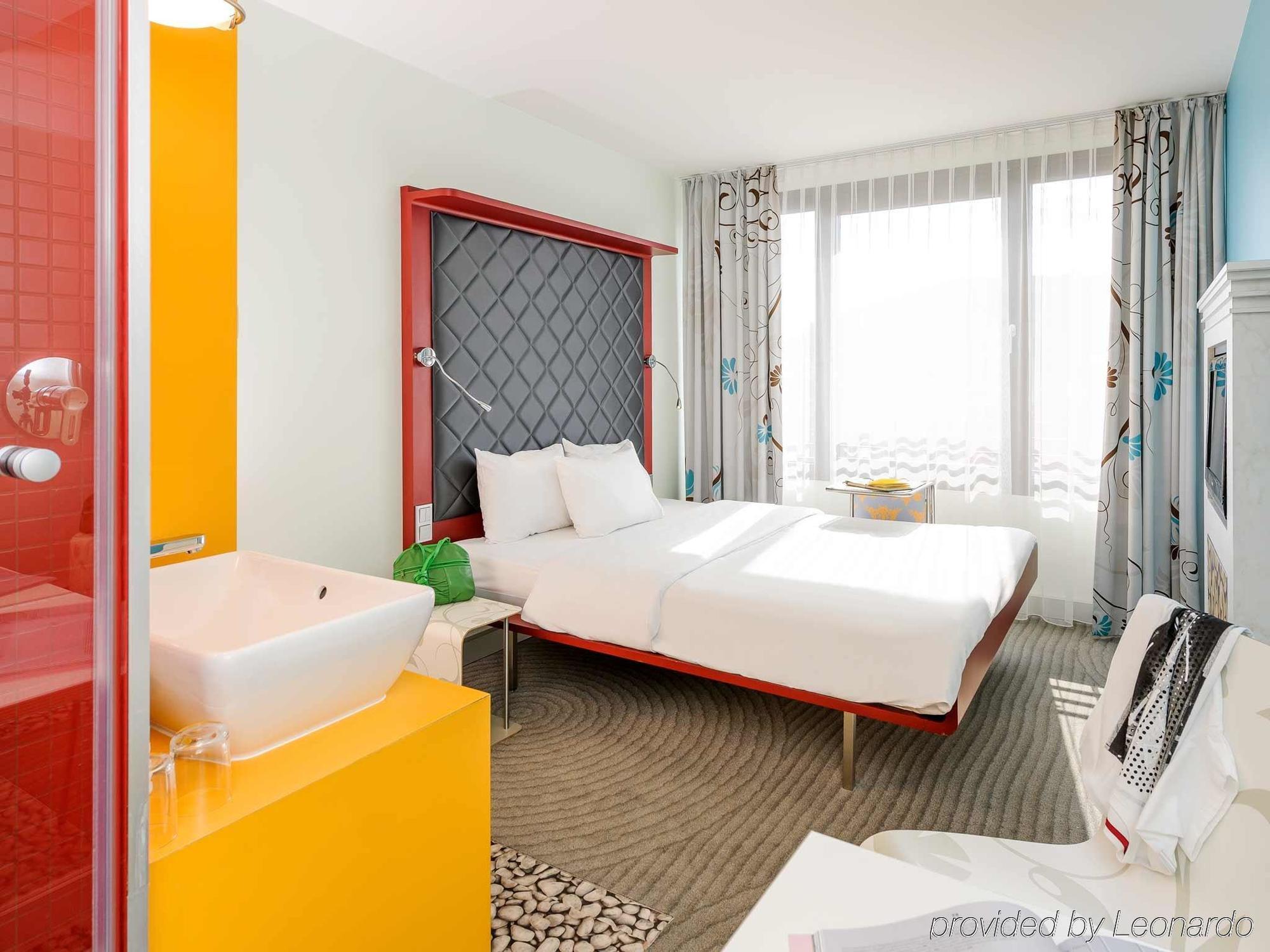 Ibis Styles Hotel Berlin Mitte Экстерьер фото