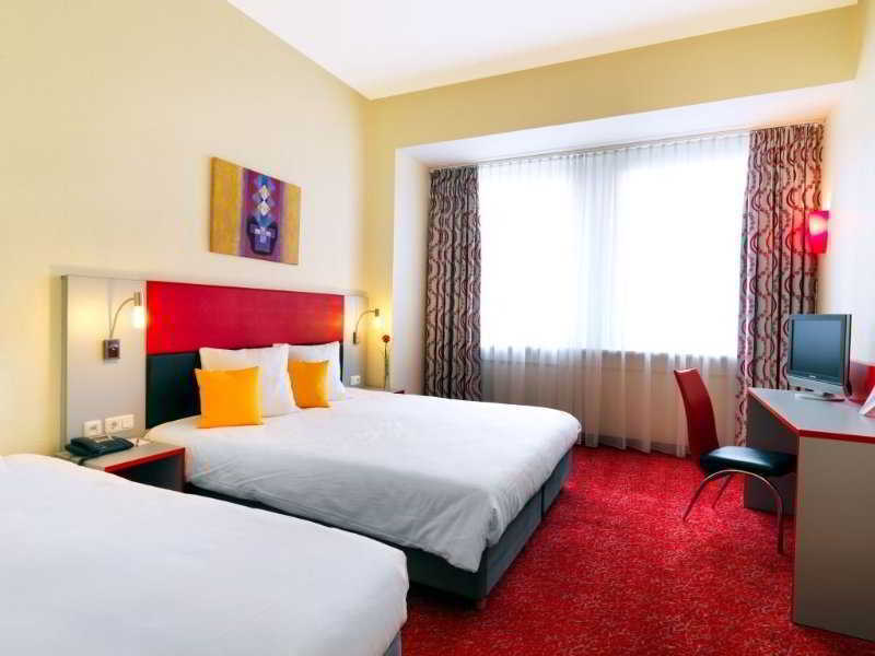 Ibis Styles Hotel Berlin Mitte Экстерьер фото