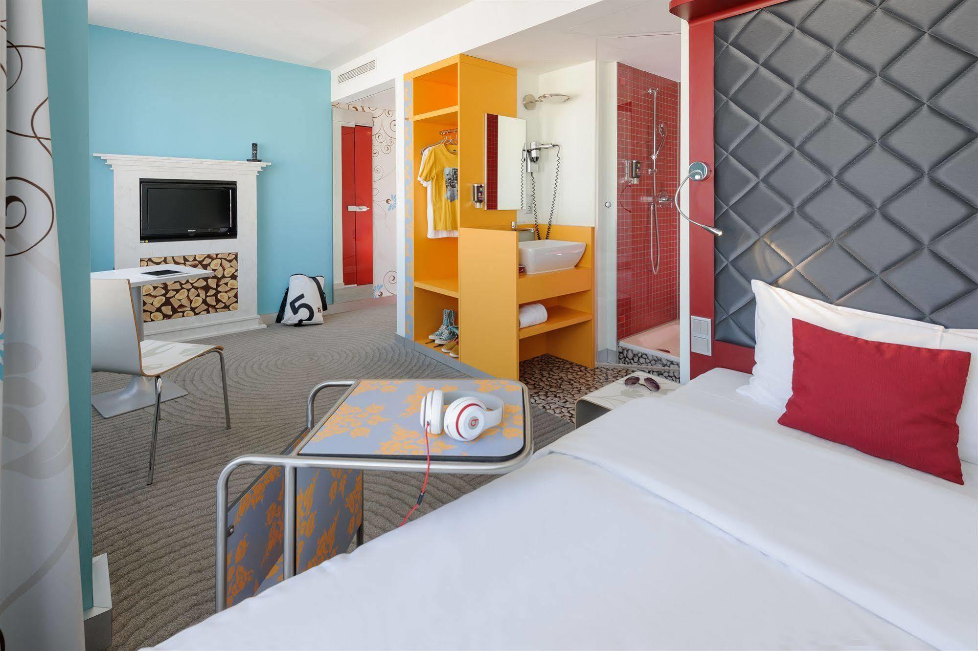 Ibis Styles Hotel Berlin Mitte Экстерьер фото